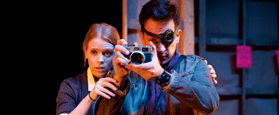 TRUTH & BEAUTY BOMBS / Photo: Ryan Maxwell Photography