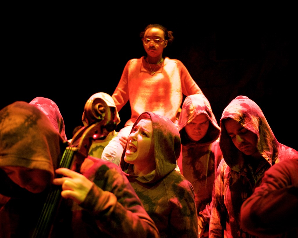 A BID TO SAVE THE WORLD / Photo: Ryan Maxwell Photography